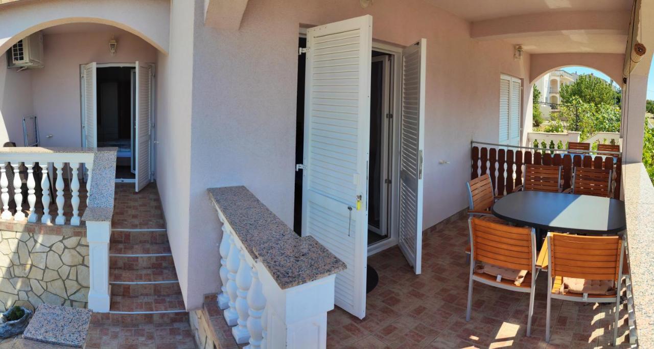 Apartmani Sabira Novi Vinodolski Exterior photo