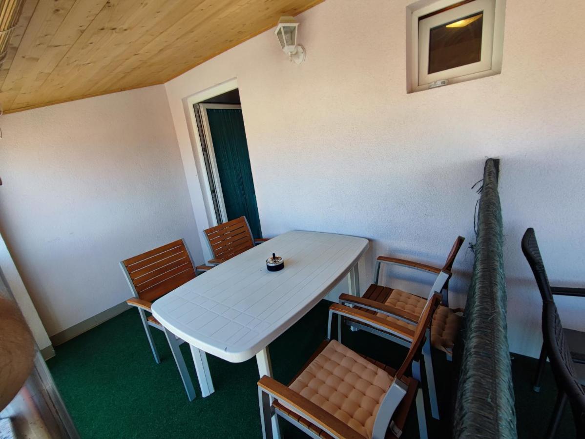 Apartmani Sabira Novi Vinodolski Exterior photo